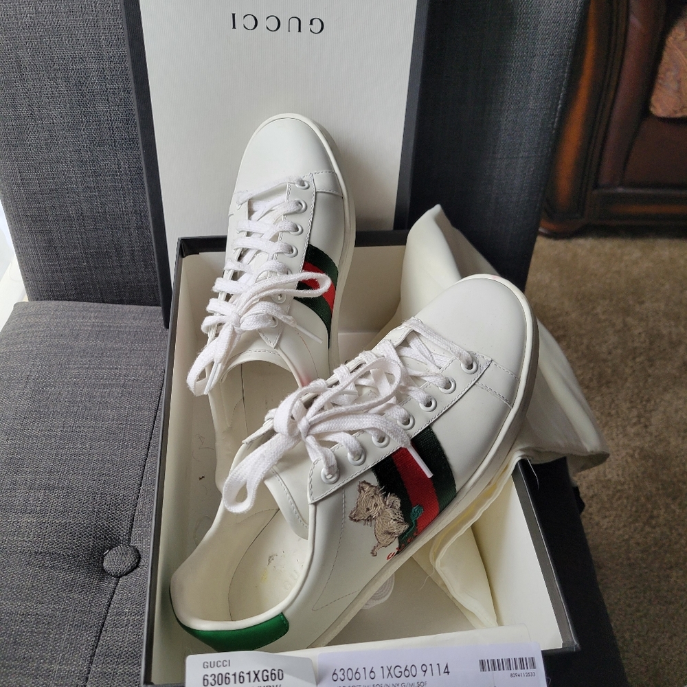 Gucci Shoes - Picture 3 of 4